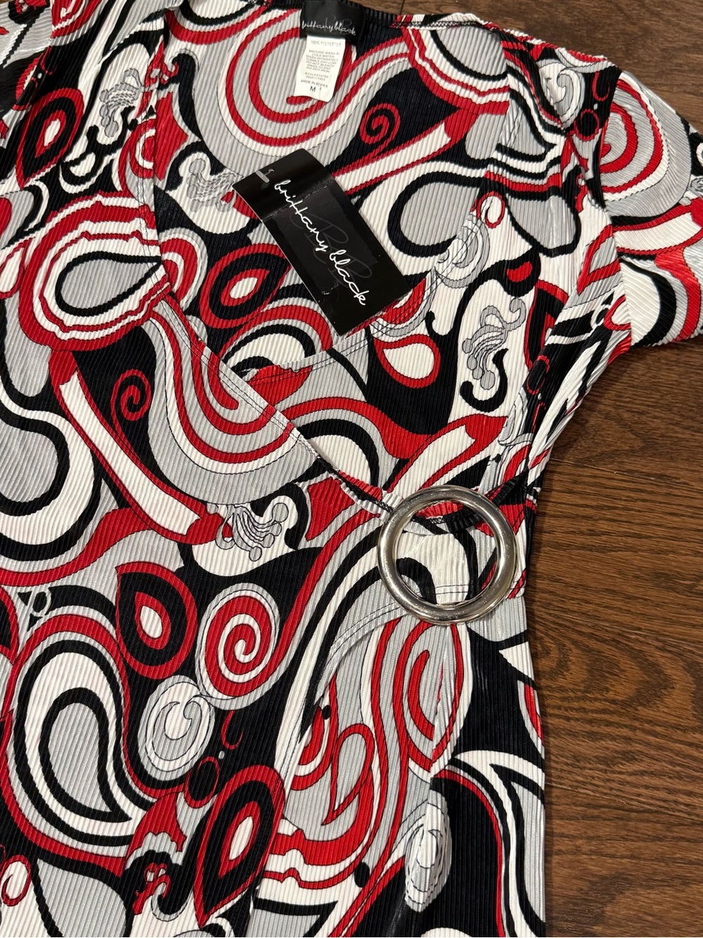 Brittany Black Red Black White Abstract Wrap Tunic with Side Buckle - Picture 2 of 7